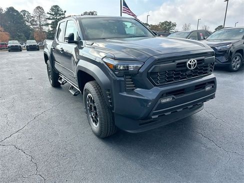 New 2025 Toyota Tacoma TRD Off-Road image 11