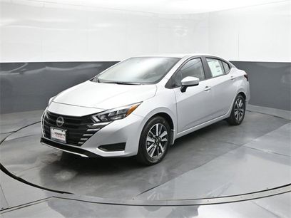 New 2025 Nissan Versa SV w/ Trunk Package