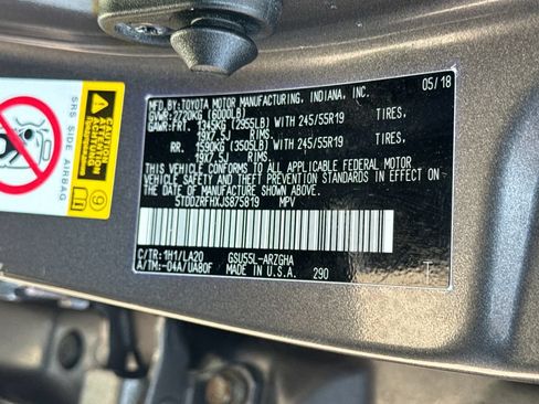 Used 2018 Toyota Highlander Limited Platinum AWD/4WD image 49