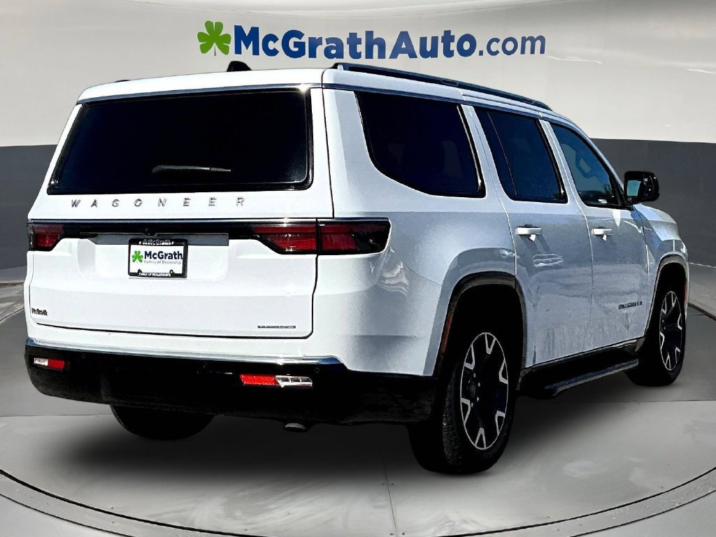 Used 2024 Jeep Wagoneer Series III AWD/4WD image 7