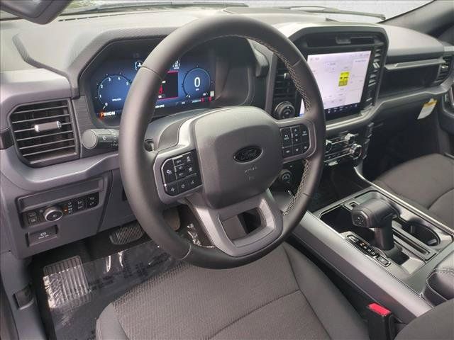 Used 2025 Ford F150 XLT w/ Equipment Group 302A MID AWD/4WD image 10
