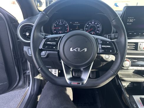 Used 2023 Kia Forte GT-Line w/ GT-Line Premium Package image 18