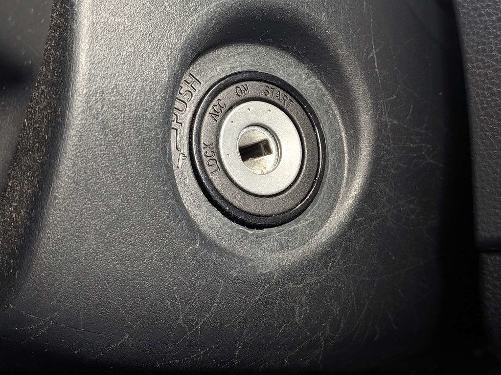Used 2023 Toyota Corolla LE FWD image 31