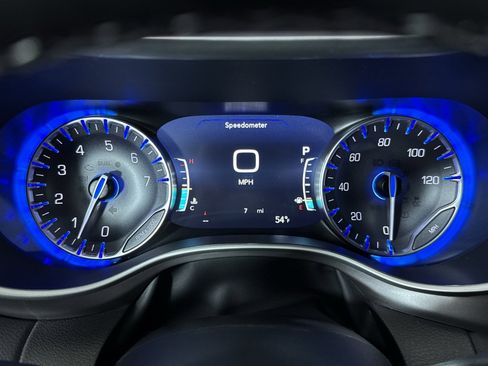 New 2026 Chrysler Voyager LX image 13