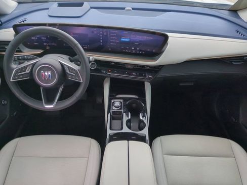 Used 2025 Buick Envision Avenir AWD/4WD image 17