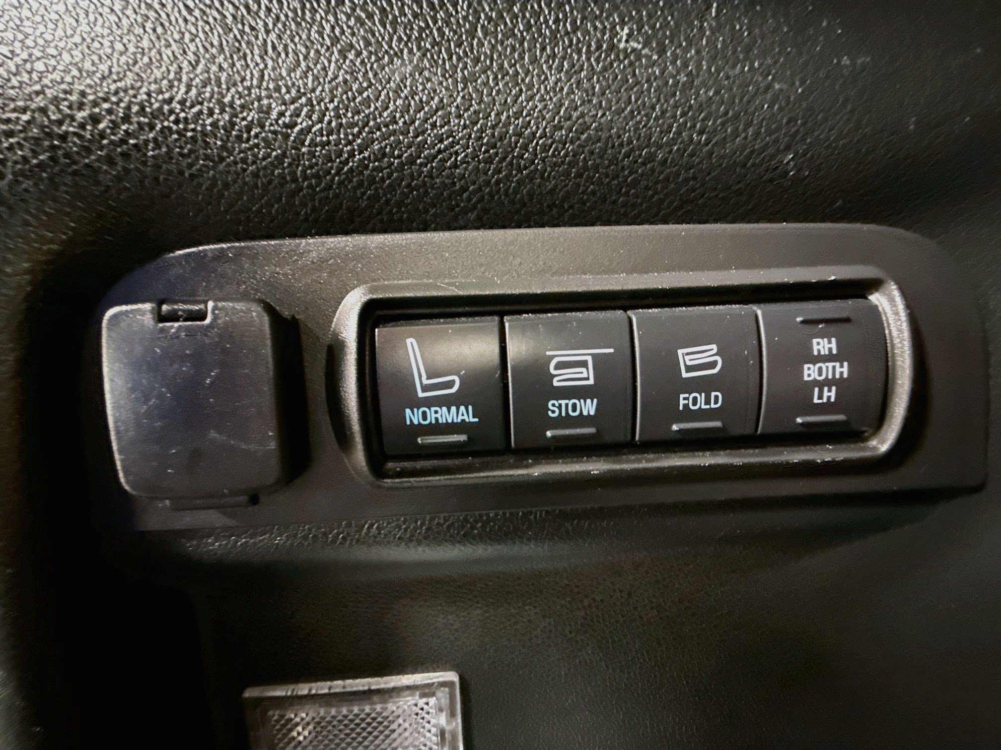 Used 2019 Ford Explorer Sport AWD/4WD image 44