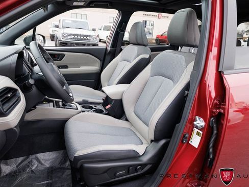 Used 2025 Subaru Forester Premium image 19