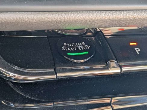 Used 2023 Lincoln Corsair Reserve w/ Jet Appearance Package image 32