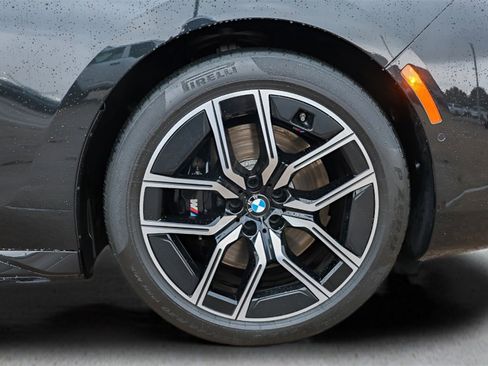 Used 2025 BMW 740i 740i w/ Premium Package image 29