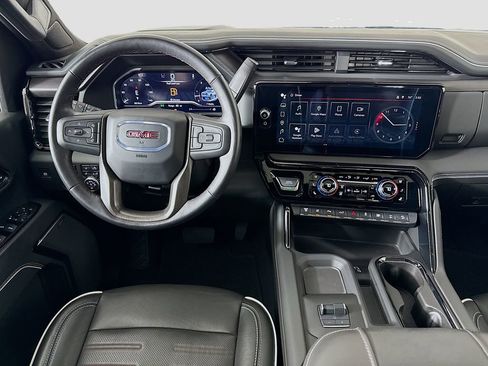 Used 2024 GMC Sierra 2500 AT4X AWD/4WD image 23