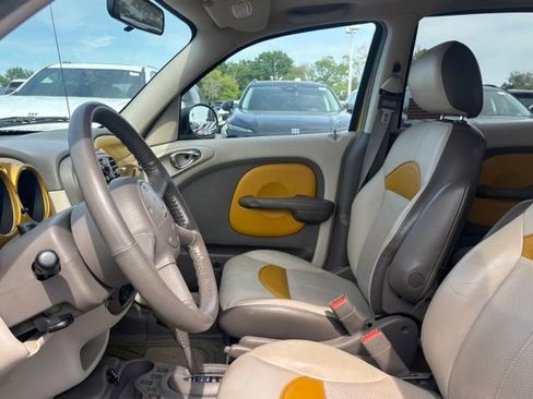 Used 2002 Chrysler PT Cruiser Limited FWD image 12