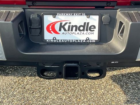 New 2025 Ford F250 XLT image 7