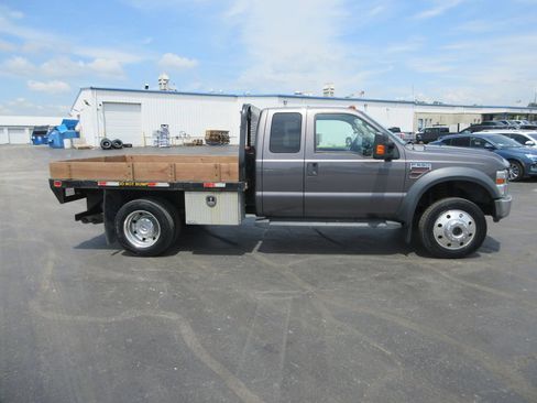 Used 2008 Ford F550 4x4 Super Cab Super Duty image 2