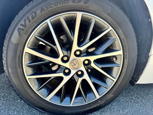 Used 2017 Lexus ES 350 w/ Luxury Package FWD image 35