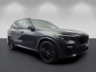 Used 2022 BMW X5 sDrive40i w/ M Sport Package RWD video 1