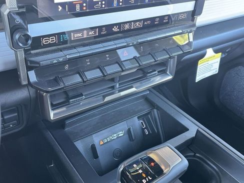 New 2024 GMC Hummer EV 3X w/ Extreme Off-Road Package image 36