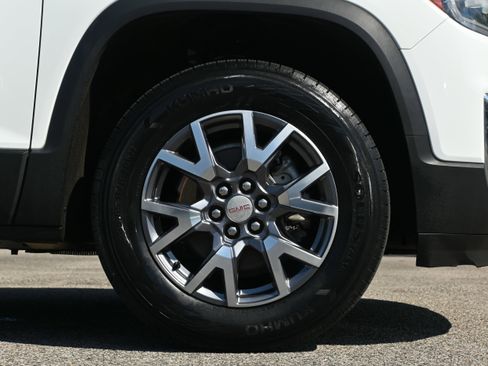 Used 2023 GMC Acadia SLT image 27