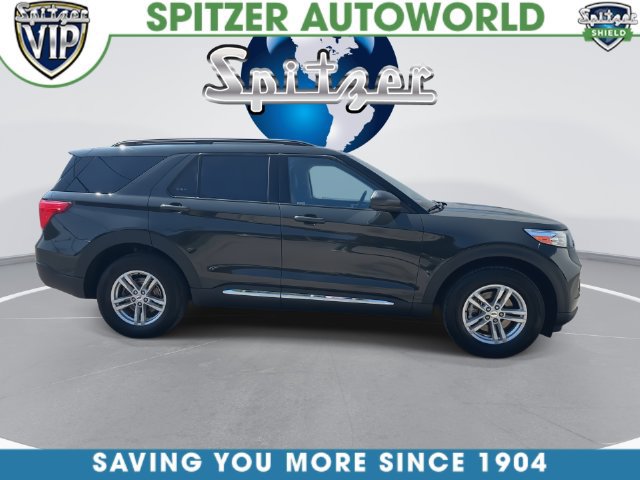 Used 2023 Ford Explorer XLT AWD/4WD image 17