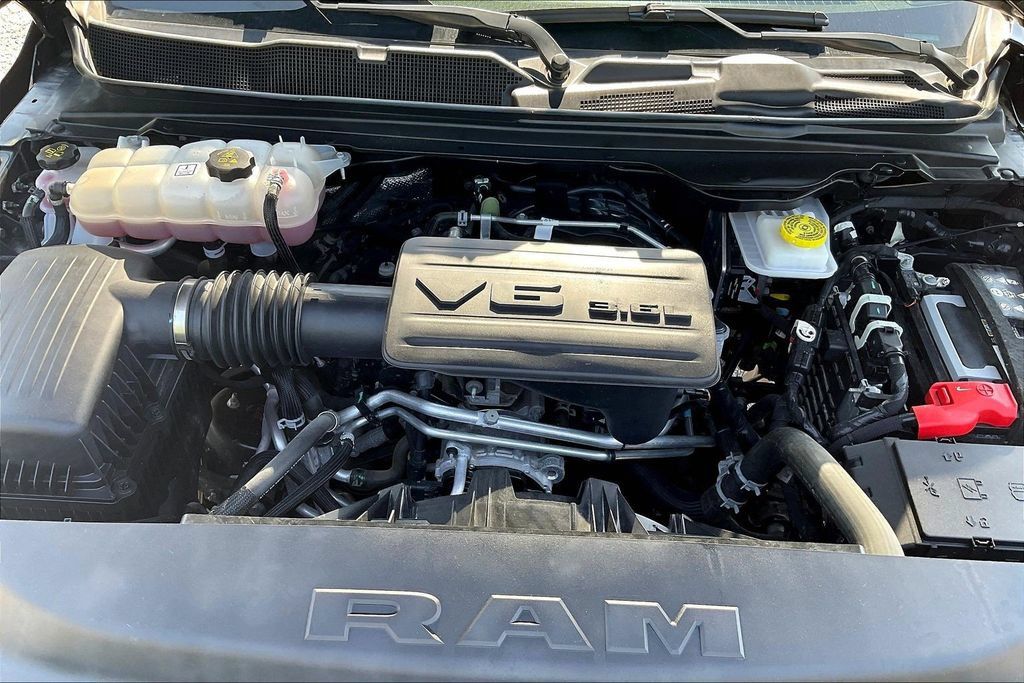 Used 2025 RAM 1500 Big Horn AWD/4WD image 30