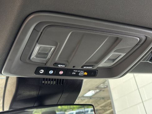Used 2025 GMC Sierra 1500 Elevation AWD/4WD image 39