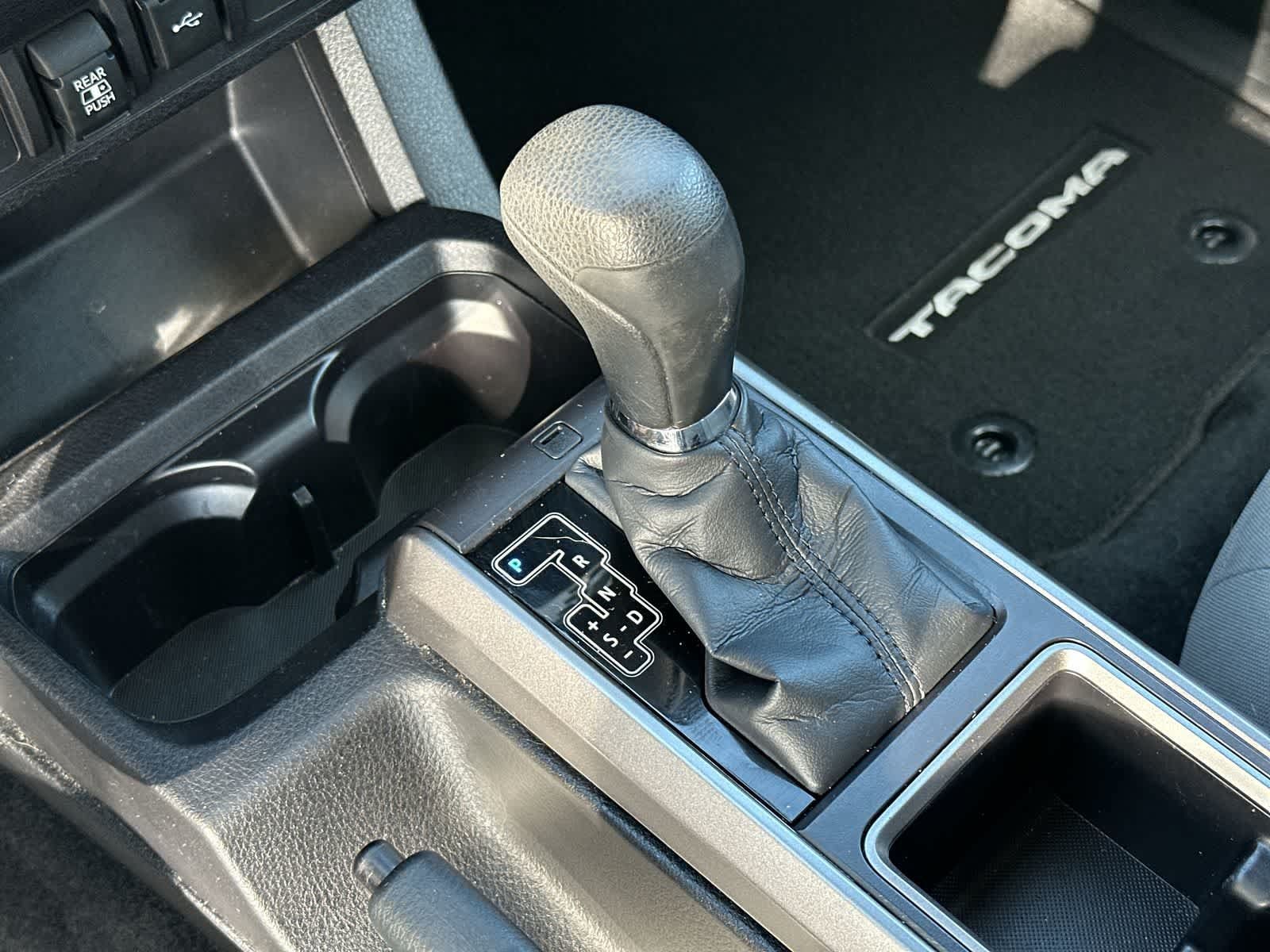 Used 2021 Toyota Tacoma SR5 RWD image 22