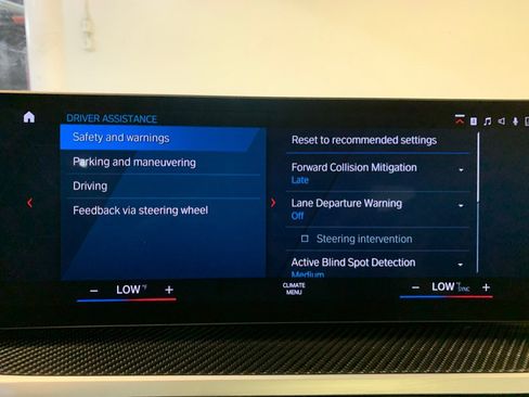 Used 2024 BMW M3 Competition image 37