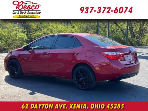 Used 2015 Toyota Corolla LE image 6
