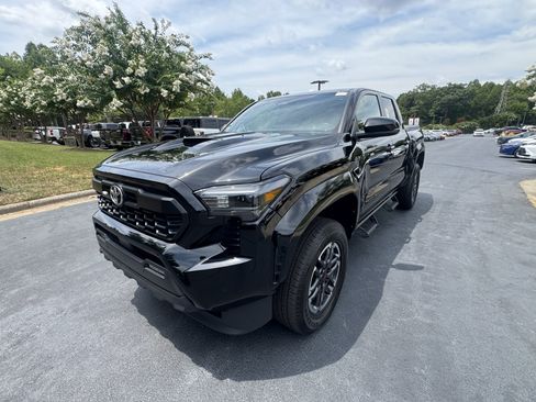 Certified 2024 Toyota Tacoma TRD Sport w/ TRD Sport Upgrade Package AWD/4WD image 1
