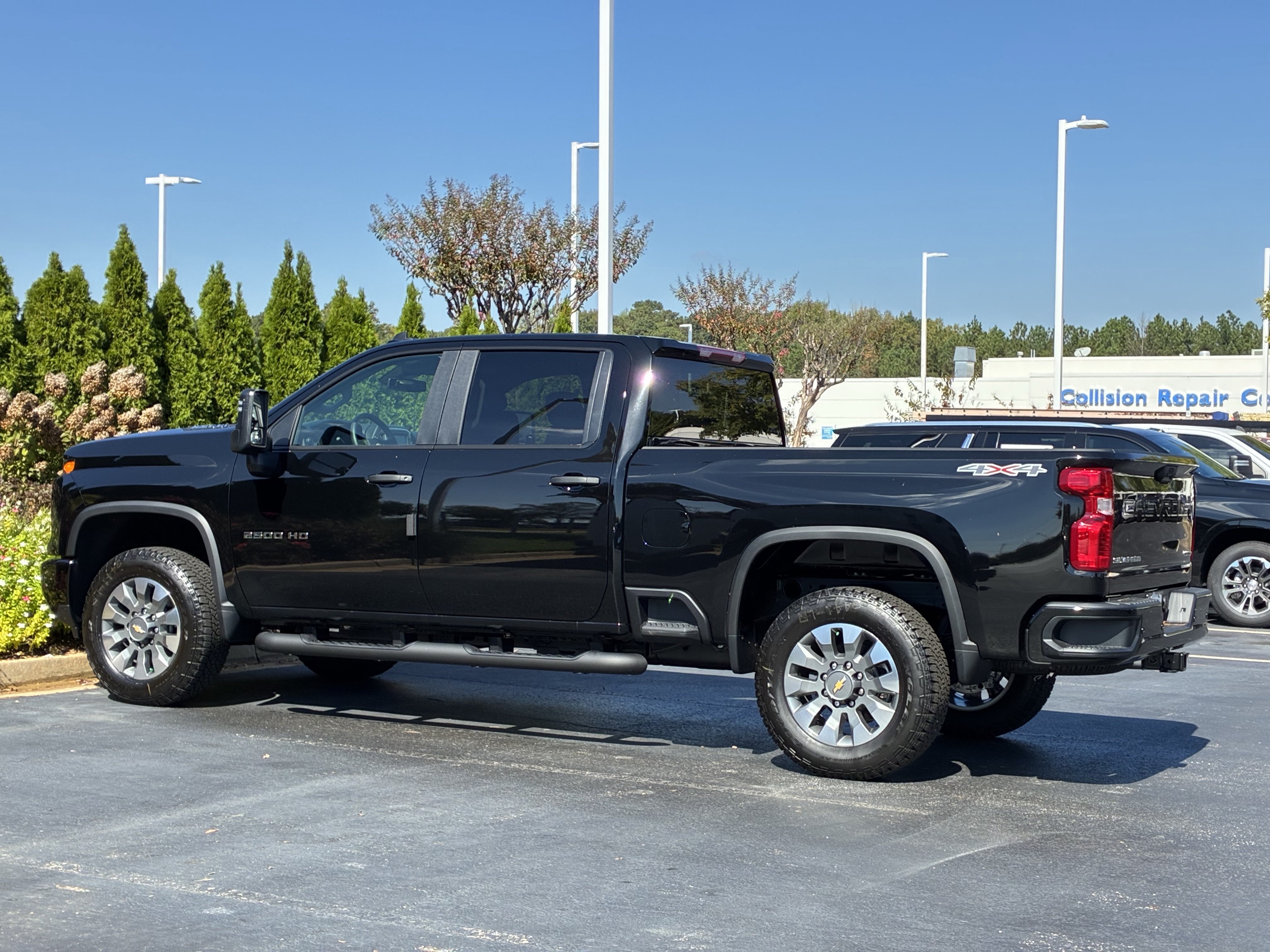 New 2026 Chevrolet Silverado 2500 Custom w/ Custom Value Package AWD/4WD image 10