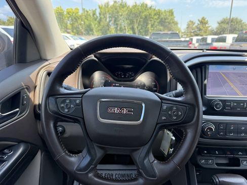Used 2015 GMC Canyon SLT RWD image 23