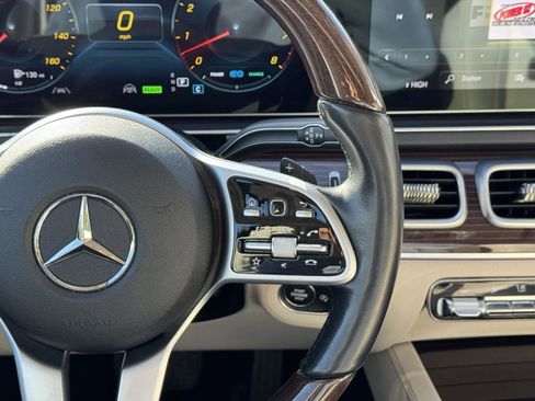 Used 2021 Mercedes-Benz GLS 450 4MATIC image 27