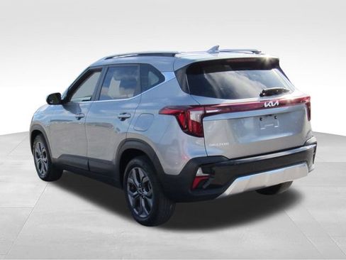 Used 2024 Kia Seltos S FWD image 7