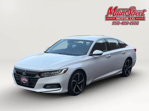 Used 2018 Honda Accord Sport image 3