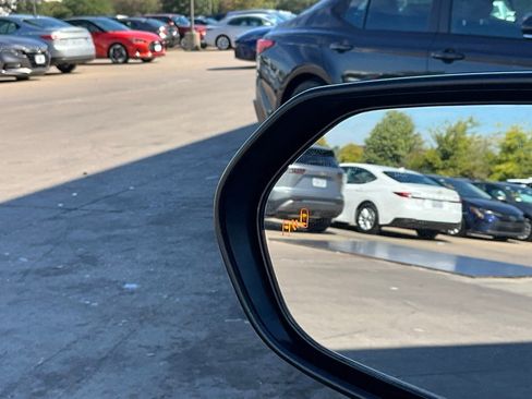 Used 2025 Toyota Camry LE image 19