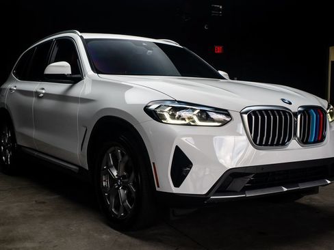 Used 2023 BMW X3 sDrive30i w/ Premium Package RWD image 7