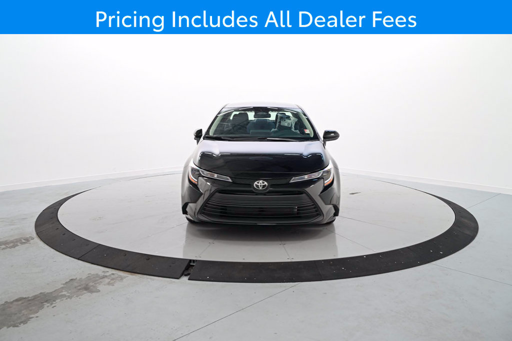 New 2027 Toyota Corolla LE FWD image 2