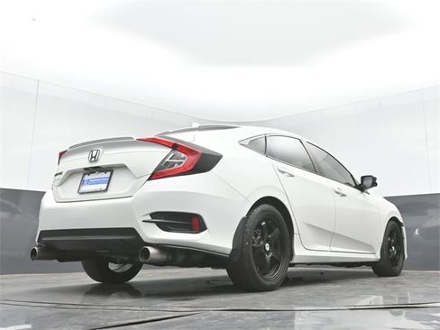 Used 2017 Honda Civic EX-L image 46
