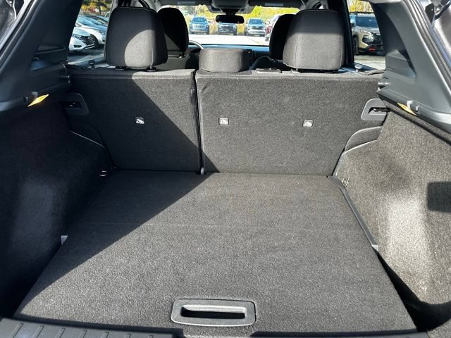 Certified 2025 Nissan Kicks SV FWD image 16