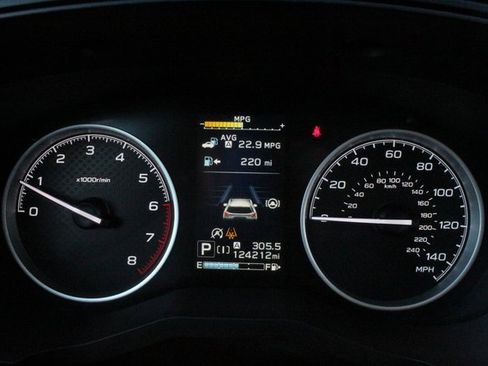 Used 2020 Subaru Forester Limited image 27