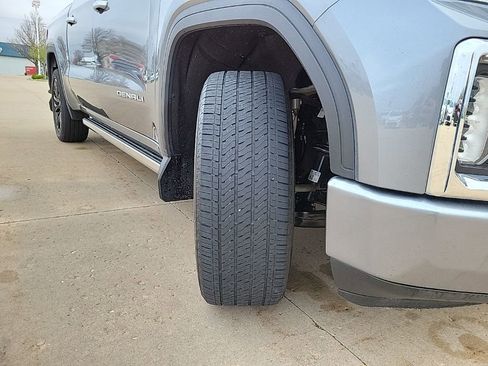 Used 2022 GMC Sierra 1500 Denali w/ Denali Reserve Package image 21