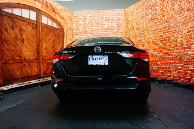 Certified 2025 Nissan Sentra S FWD image 9