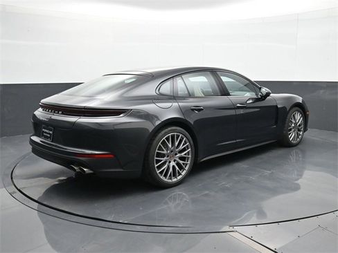 New 2026 Porsche Panamera 4 image 24