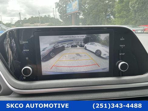 Used 2021 Hyundai Sonata SE FWD image 17