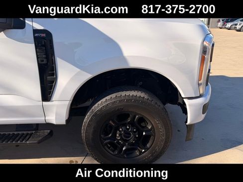 Used 2023 Ford F250 XL w/ STX Appearance Package image 11