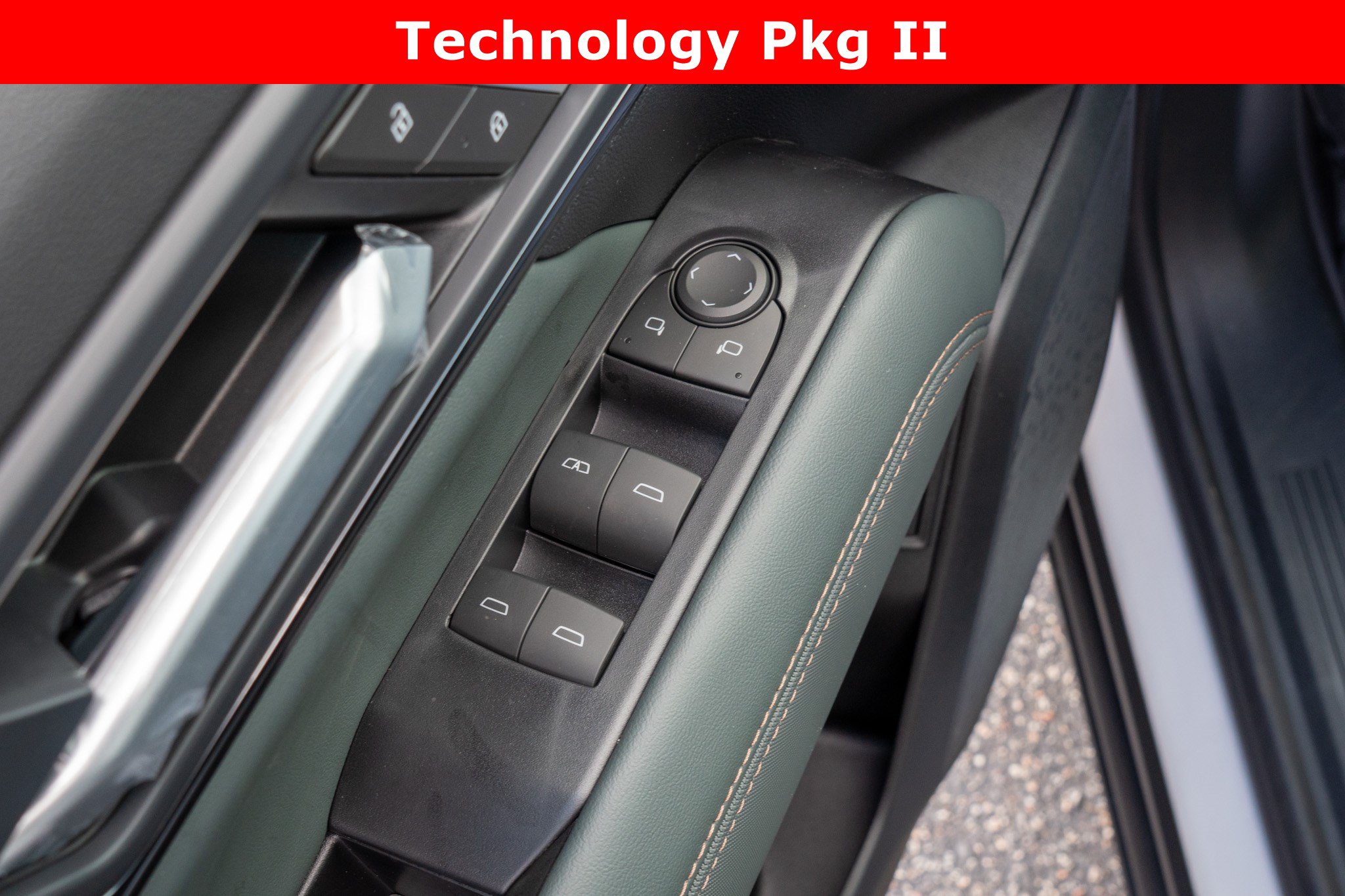 New 2027 GMC Terrain AT4 w/ Convenience Package III AWD/4WD image 27