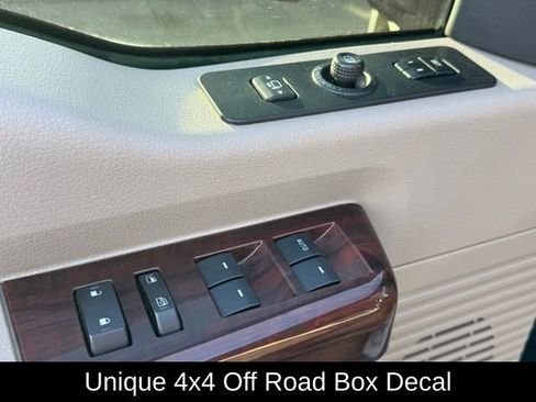 Used 2008 Ford F350 Lariat image 12