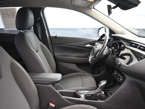 Used 2022 Buick Encore GX Select FWD image 10