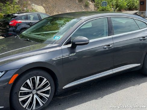 Used 2019 Volkswagen Arteon SE FWD image 29