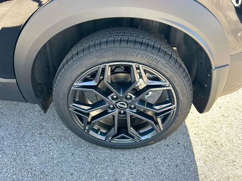 New 2026 Nissan Kicks SR w/ Illumination Package FWD image 11