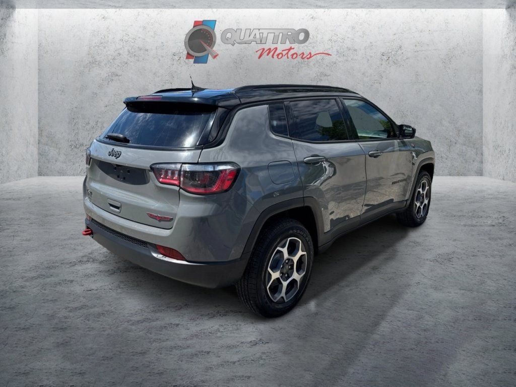 Used 2022 Jeep Compass Trailhawk AWD/4WD image 6